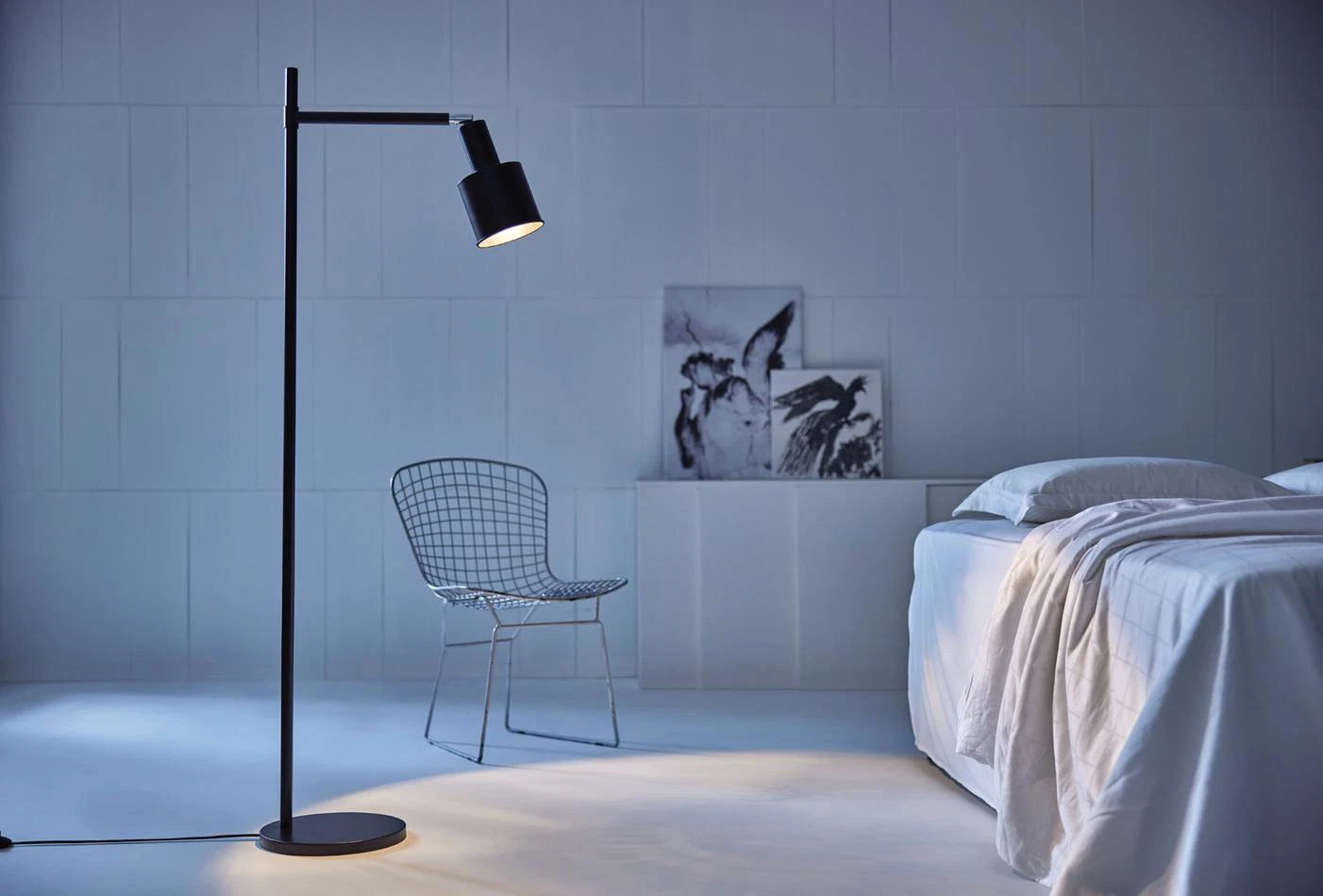 Fama floor lamp