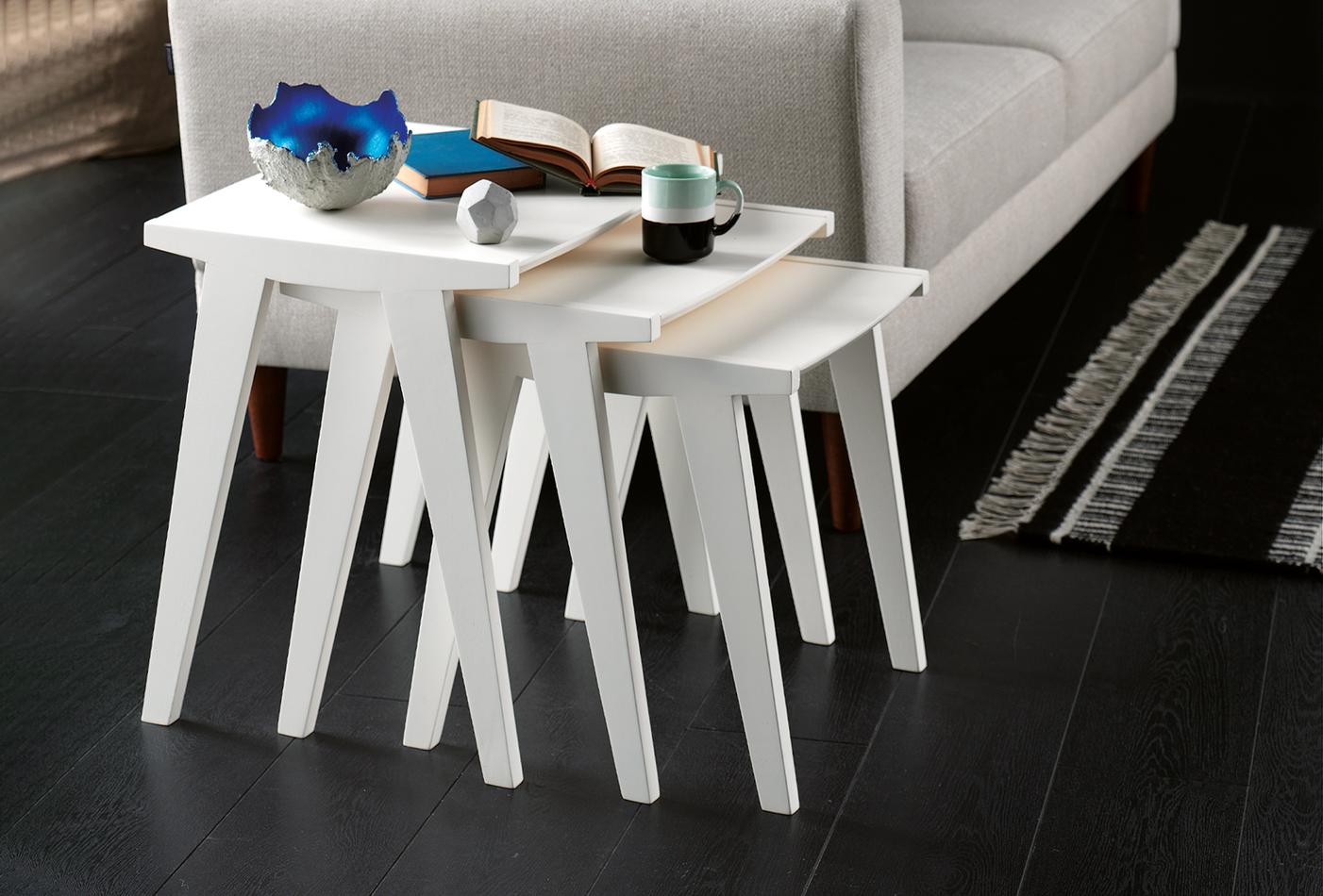 Lora coffee table
