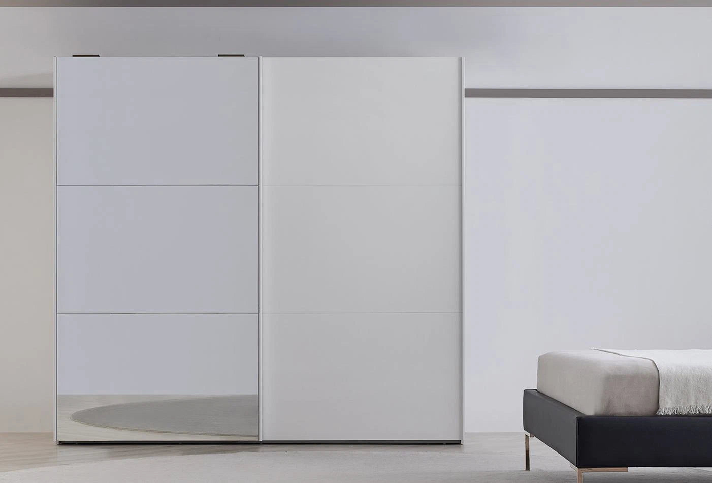 Legato wardrobe