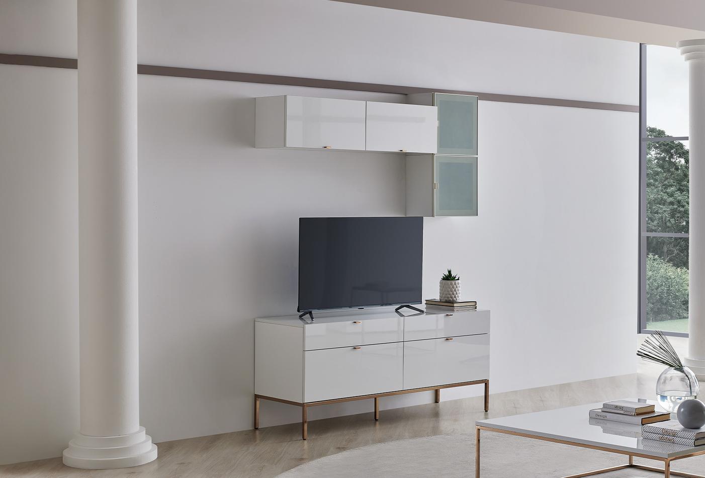 Legato wardrobe line