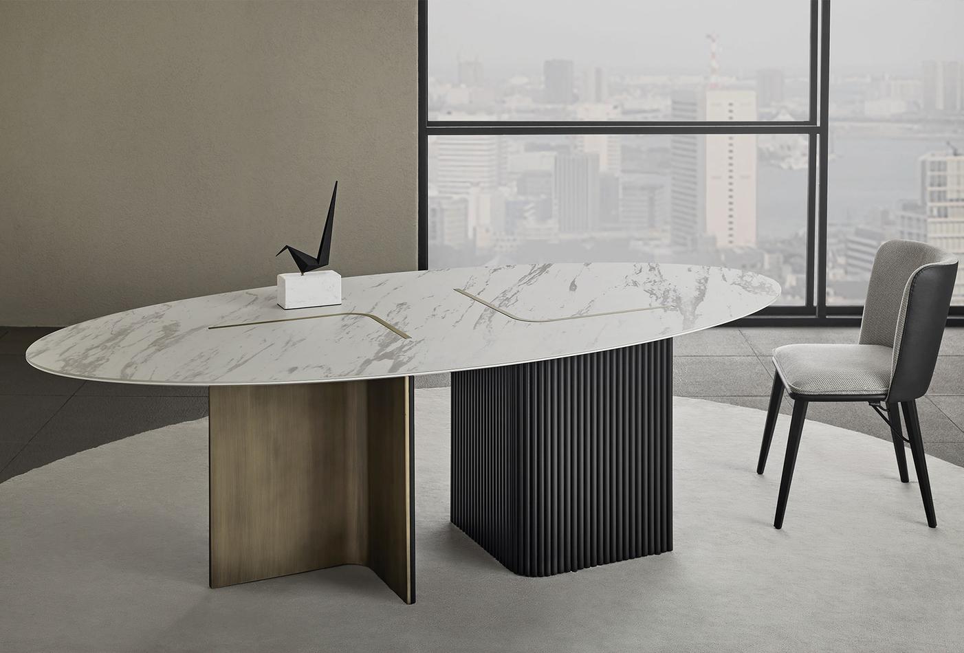 Nagoya dining table