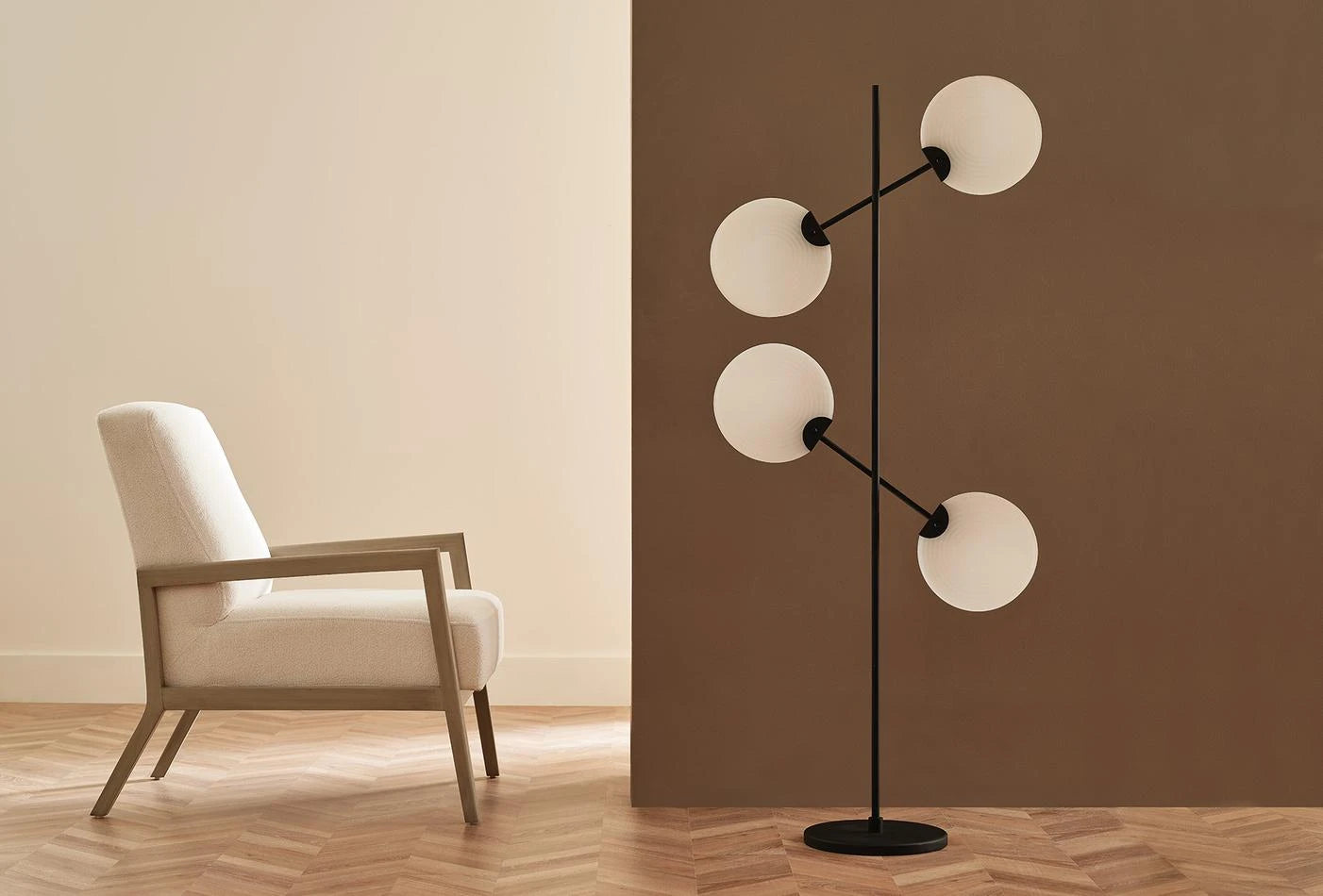 Sole floor lamp with four holes