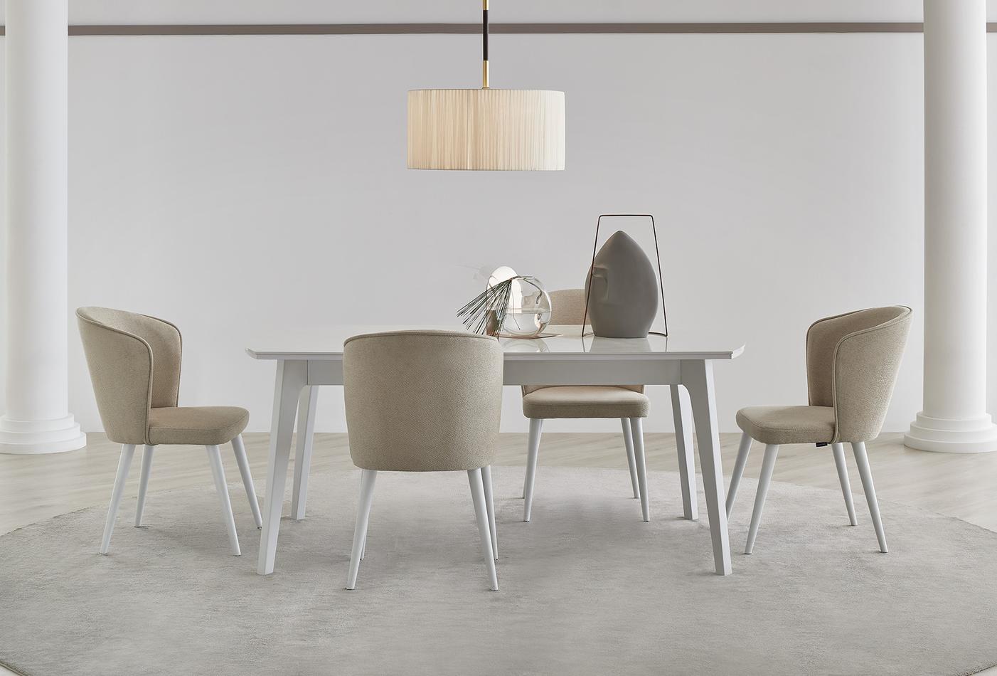 Legato extendable dining table