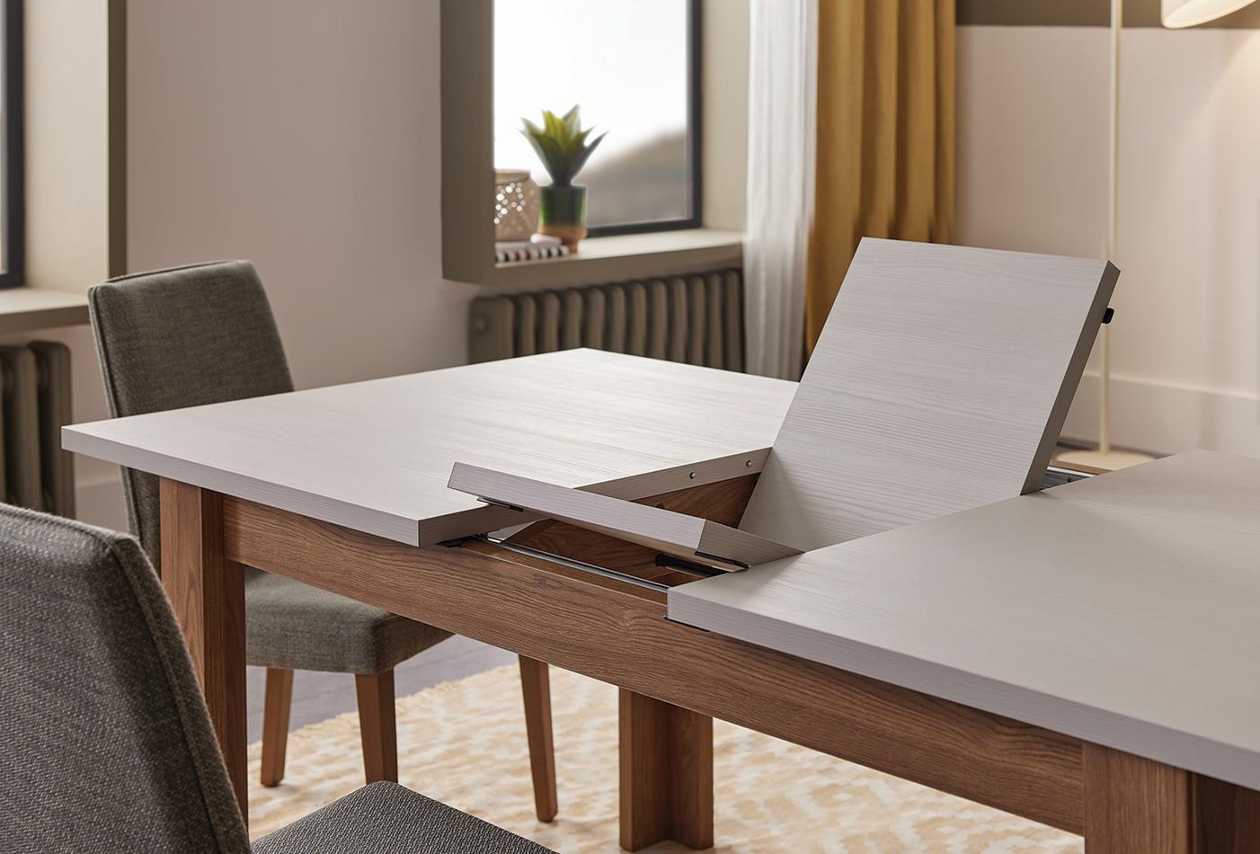 Loreto extendable dining table