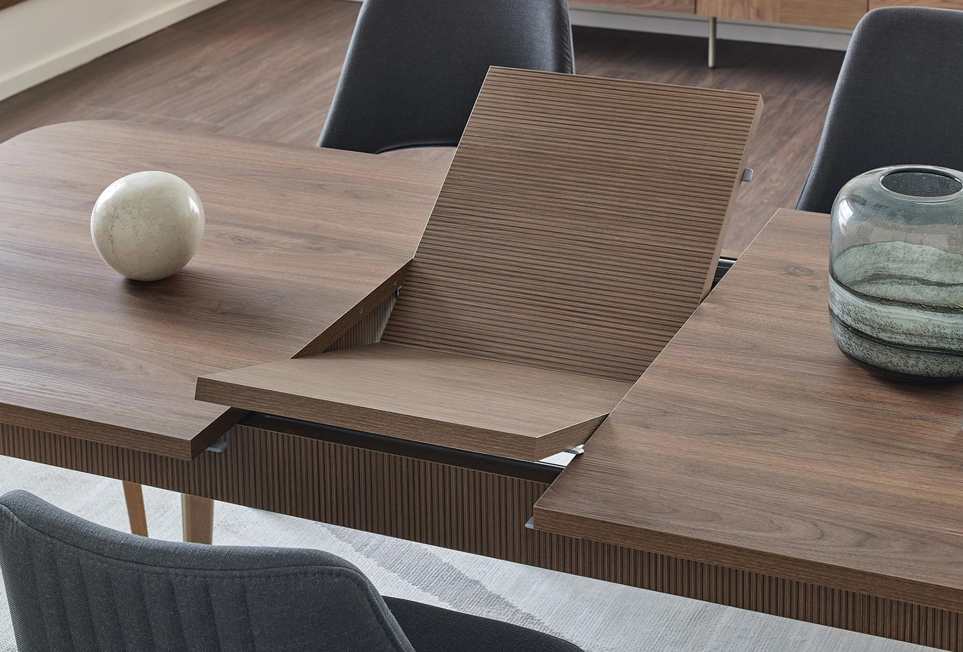 Pavia extendable dining table